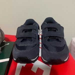 New saucony toddler sneakers without box